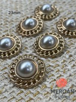 ✨ Altın Zincir Detaylı İnci Düğme 23 mm