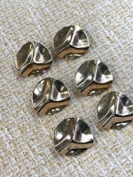 ✨ Premium Gold Metal Düğme – Modern Dalga Desenli 23 MM 6 ADET