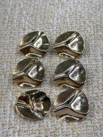 ✨ Premium Gold Metal Düğme – Modern Dalga Desenli 23 MM 6 ADET
