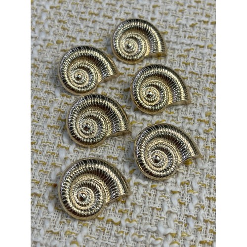 ✨ Premium Gold Metal Düğme – Spiral Deniz Kabuğu Desenli 23 MM 6 ADET