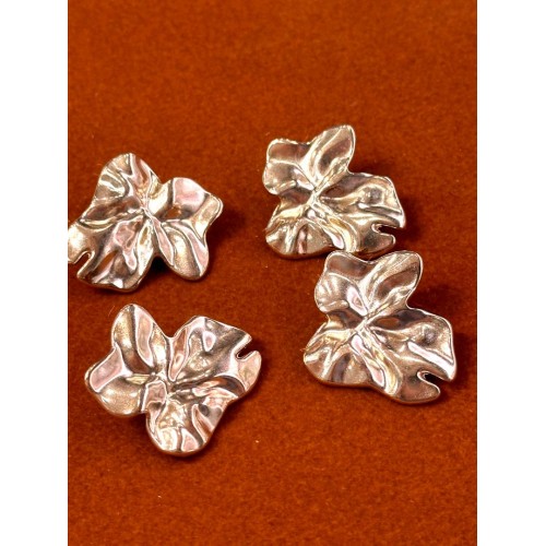 Dalgalı Çiçek Formlu Metal Düğme – Modern & Minimal Tasarım 4 adet 30 mm 