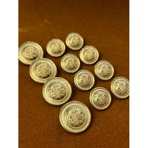 Blazer Armalı Desenli Altın Renk Metal Düğme – Klasik & Premium Tasarım 4 adet 20 mm 8 adet 15mm