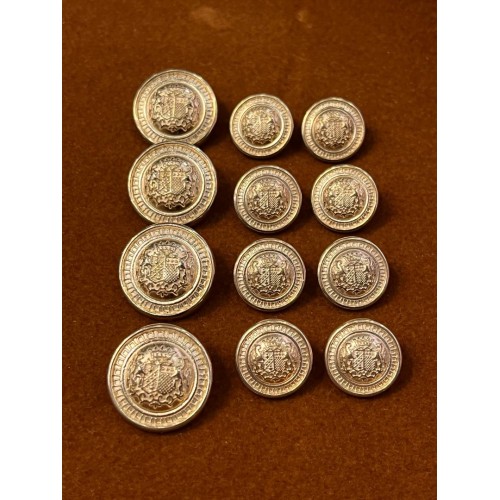 Blazer Armalı Desenli Altın Renk Metal Düğme – Klasik & Premium Tasarım 4 adet 20 mm 8 adet 15mm