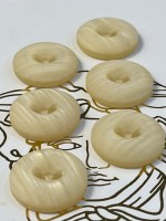 Mercan Düğme Krem Mermer Desenli Polyester Düğme – 23 mm (6 Adet)