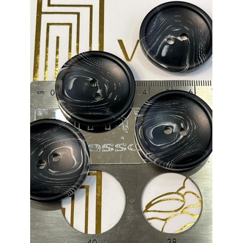 Mercan Düğme Siyah Mermer Desenli Polyester Düğme – 25 mm (6 Adet)