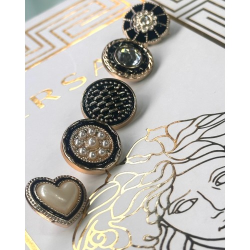 ✨ Siyah Altın Detaylı İnci ve Taşlı Dekoratif Düğme Seti