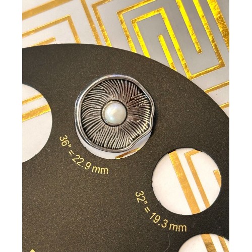 İnci Detaylı Oymalı Metal Düğme – Vintage & Şık Tasarım 23 mm 6 adet 18 mm 8 adet