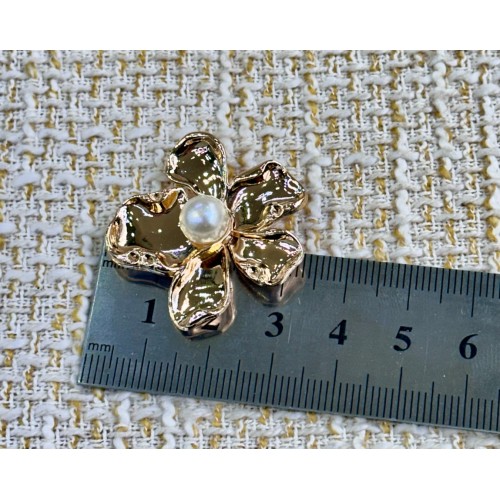 ✨ 6’lı 32MM Gold İnci Detaylı Çiçek Metal Düğme Seti – Zarif & Feminen