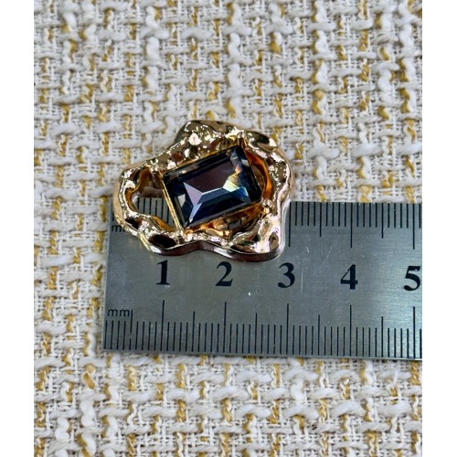 Gold Çerçeveli FÜME Kristal Düğme – 4’lü Set