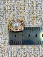 ✨ 6’lı Rose Gold İnci Detaylı Kare Metal Düğme Seti – Modern & Zarif