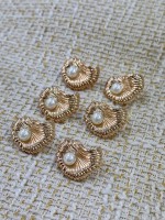 Golden Pearl Shell Metal Düğme – İnci Detaylı Kabuk Tasarım (6 Adet / 23 mm)