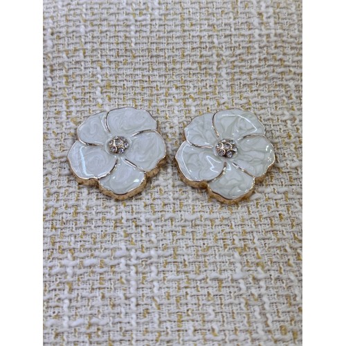 Luxury White Flower Gold Metal Düğme – Taş Detaylı Çiçek Tasarım (6 Adet / 30 mm)