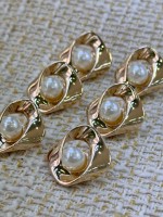 25 mm 6 Adet İnci Detaylı Modern Gold Metal Düğme – Minimal Lüks Tasarım