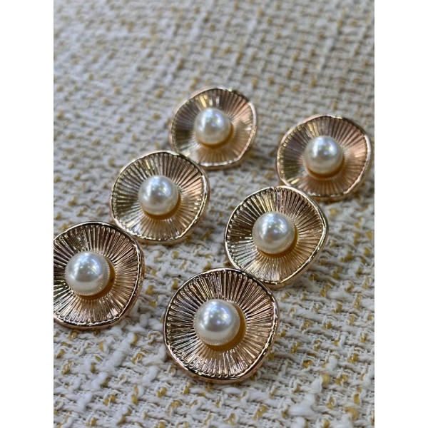25 mm 6 Adet İnci Detaylı Gold Klasik Metal Düğme – Şık & Zamansız Tasarım