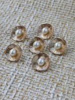 18 mm 6 Adet İnci Detaylı Gold Klasik Metal Düğme – Şık & Zamansız Tasarım