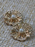 32mm 2  Adet İnci Detaylı Işıltılı Gold Çiçek Düğme – Premium Tasarım