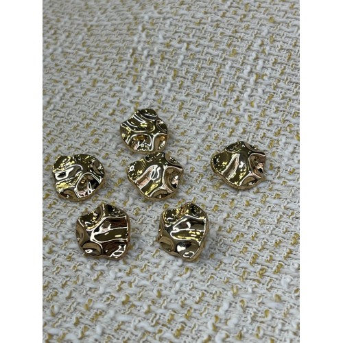 ✨ 18 mm Gold Organik Form Düğme – Modern & Sanatsal Tasarım