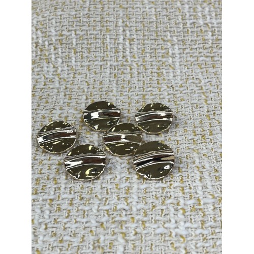 ✨ 18mm Gold Çizgi Detaylı Oval Düğme – Modern & Zamansız Tasarım