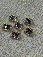 ✨18 mm  Gold Çerçeveli Füme Kristal Düğme – Lüks & Işıltılı Tasarım