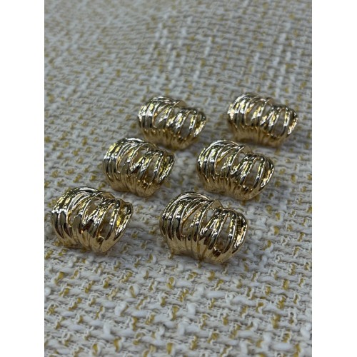 ✨23 mm 6’lı Gold Bombeli Dokulu Düğme Seti – Modern & Şık Tasarım