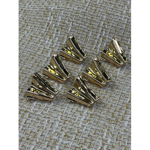 ✨ 23mm Gold Modern Form Düğme – Zarif & Akışkan Tasarım