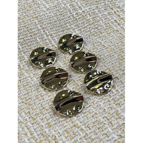 ✨ 23mm Gold Çizgi Detaylı Oval Düğme – Modern & Zamansız Tasarım