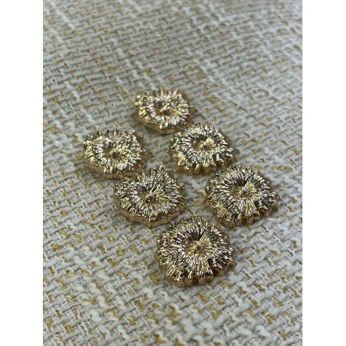 ✨23mm 6’lı Gold Çiçek Form Kabartmalı Düğme Seti – Lüks & Zarif Tasarım