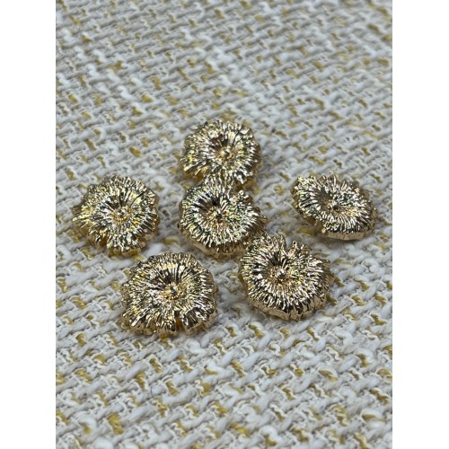 ✨18mm 6’lı Gold Çiçek Form Kabartmalı Düğme Seti – Lüks & Zarif Tasarım